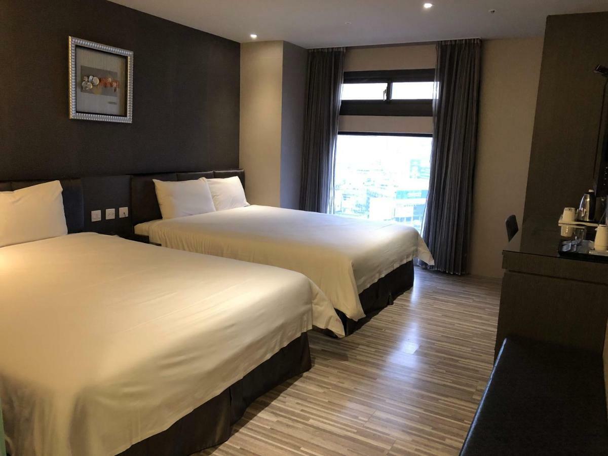Fine Hotel Гаосюн Екстер'єр фото